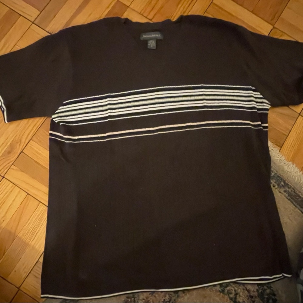 Men’s cotton short sleeve sweater from Banana Republic size XL.